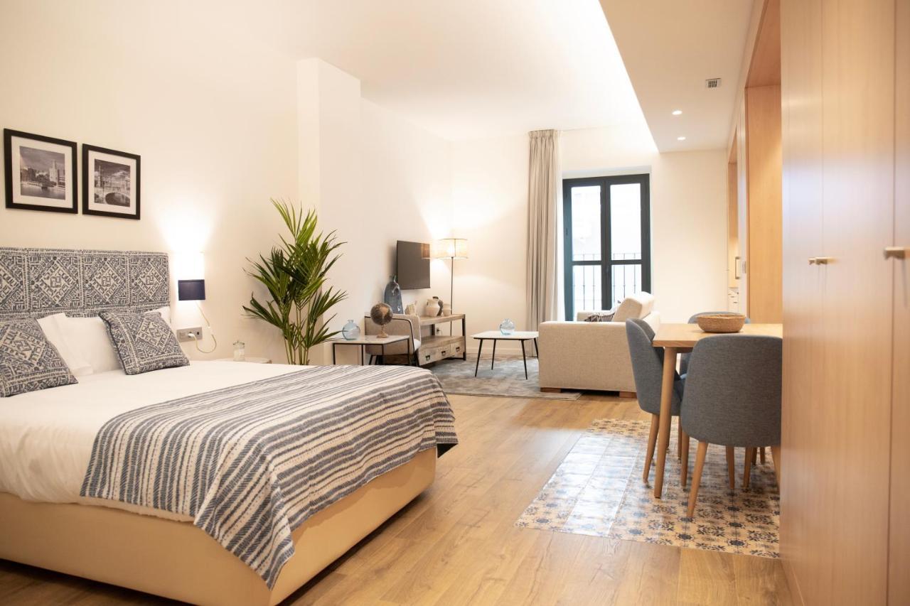 Nqn Aparts & Suites Sevilla Экстерьер фото