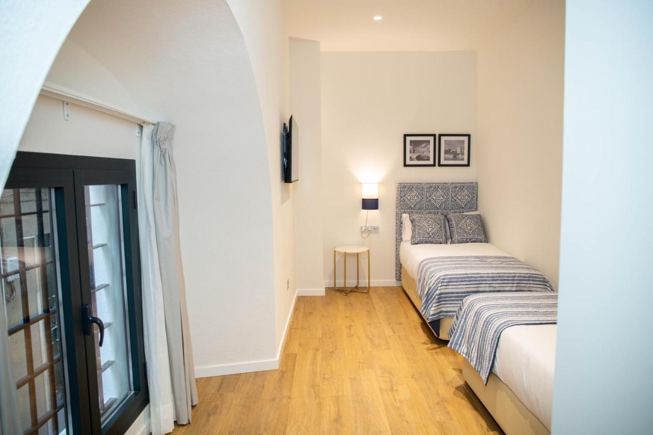 Nqn Aparts & Suites Sevilla Экстерьер фото