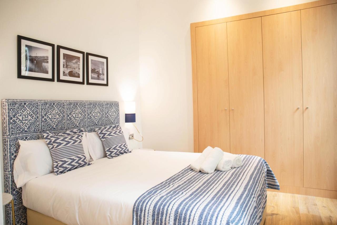 Nqn Aparts & Suites Sevilla Экстерьер фото