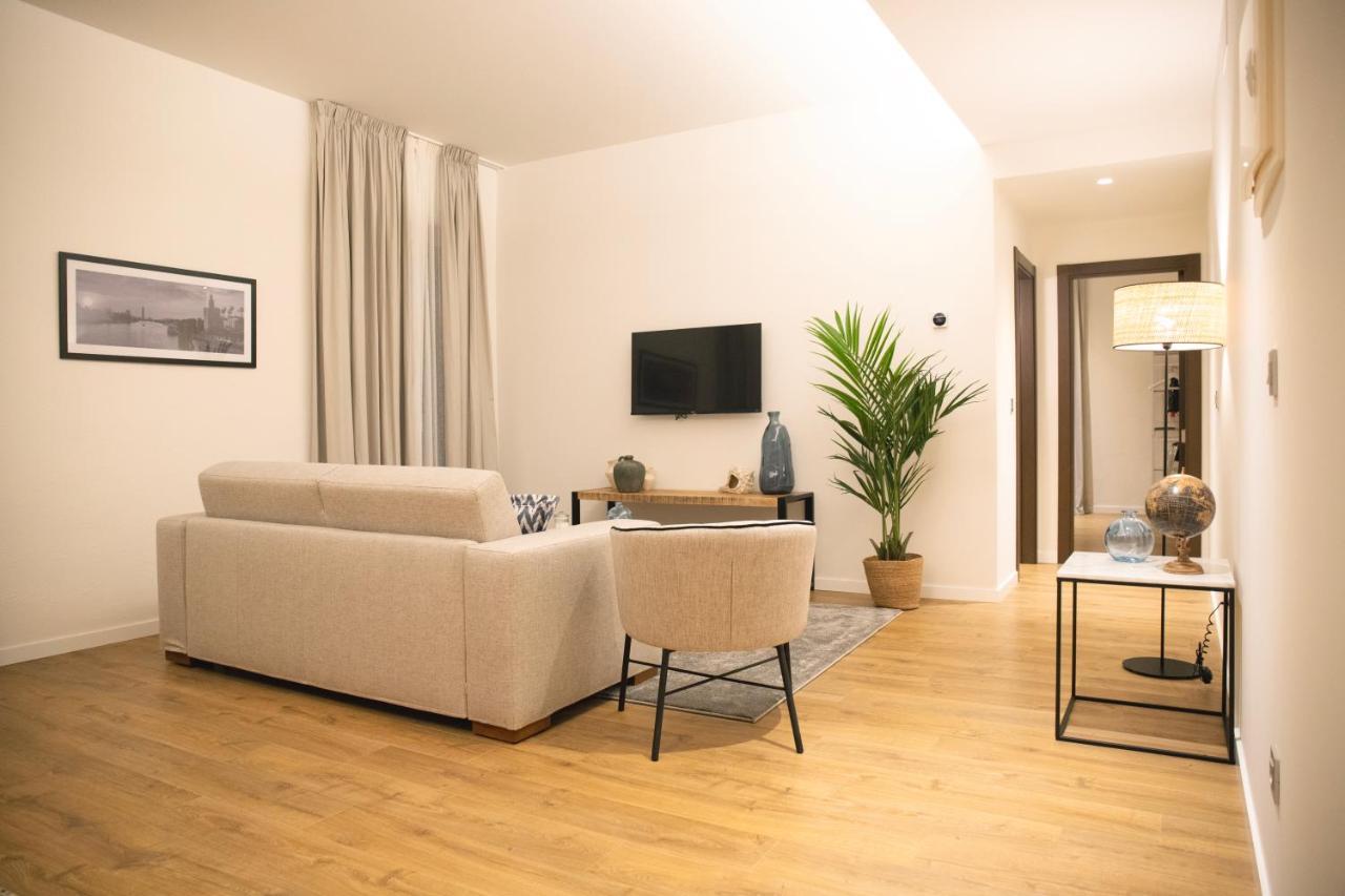 Nqn Aparts & Suites Sevilla Экстерьер фото
