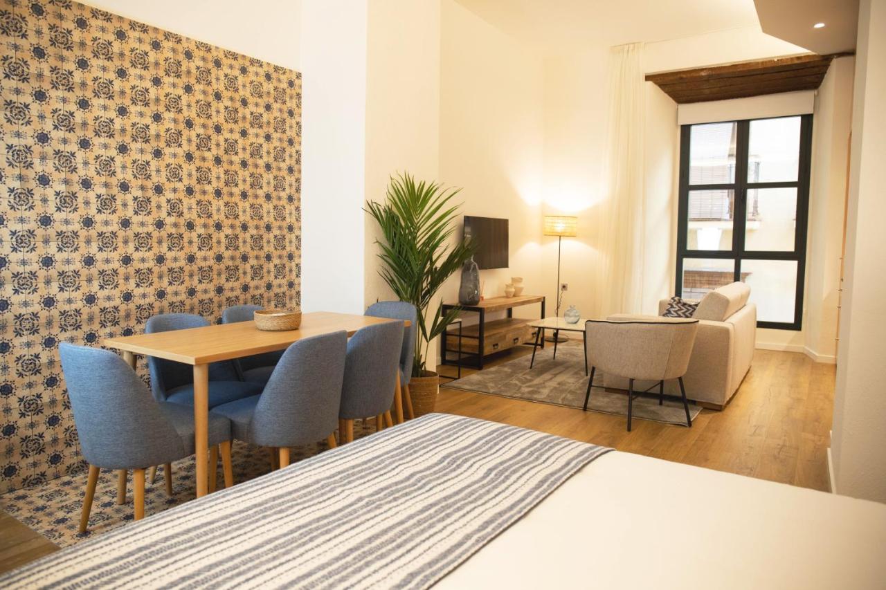 Nqn Aparts & Suites Sevilla Экстерьер фото