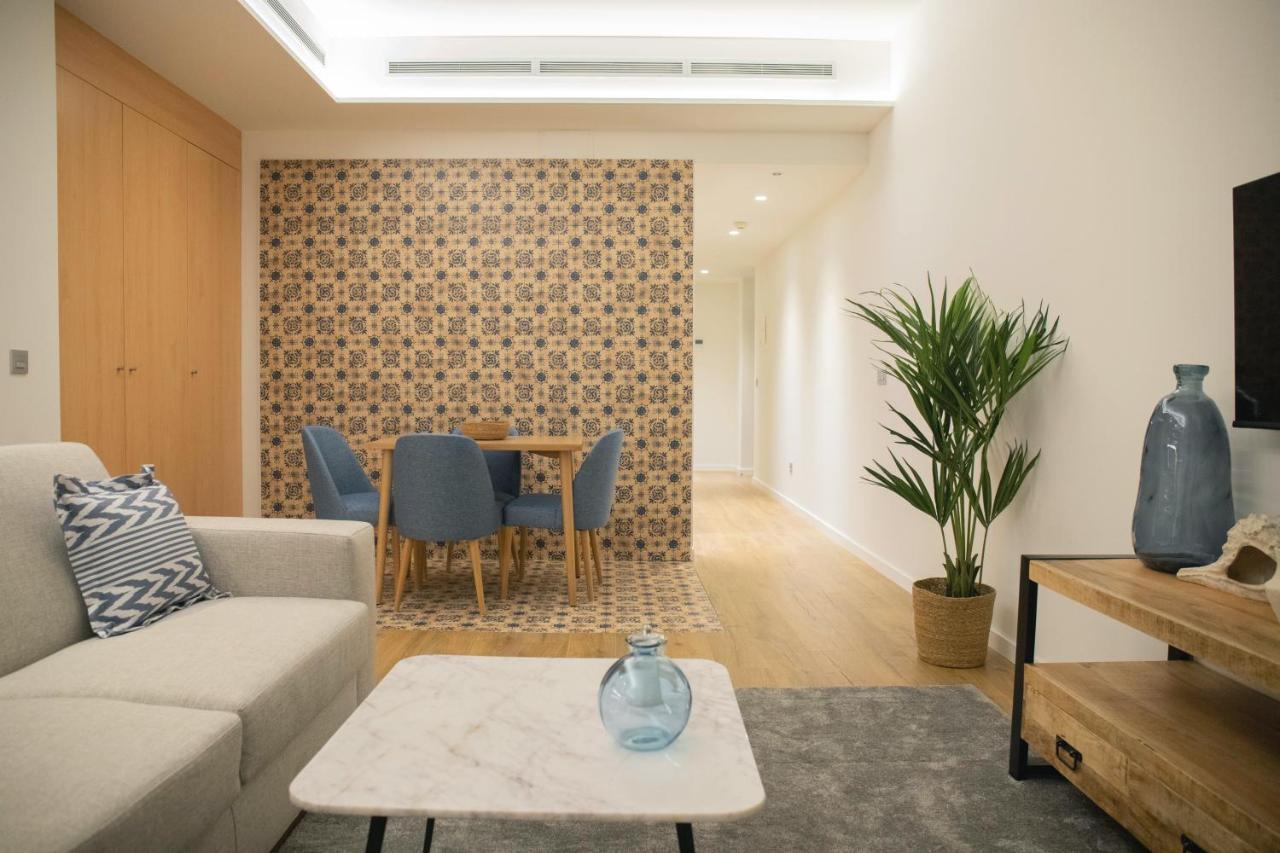 Nqn Aparts & Suites Sevilla Экстерьер фото