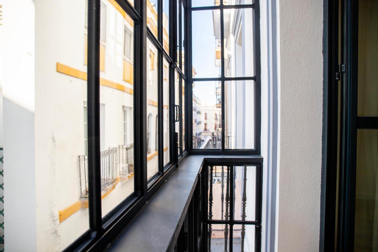 Nqn Aparts & Suites Sevilla Экстерьер фото