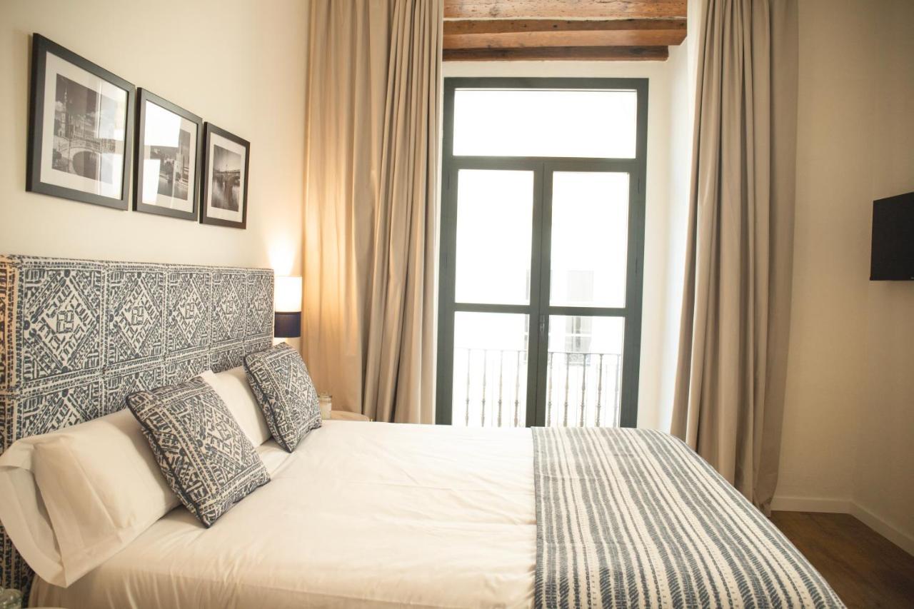 Nqn Aparts & Suites Sevilla Экстерьер фото